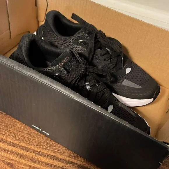 SOREL Kinetic Renegade Lace Lite Black Sneakers, Women’s Size 6.5