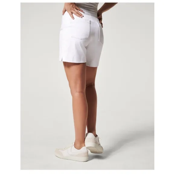 SPANX on the go 6” shorts white cotton 4 way stretch small