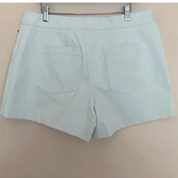 SPANX on the go 6” shorts white cotton 4 way stretch small
