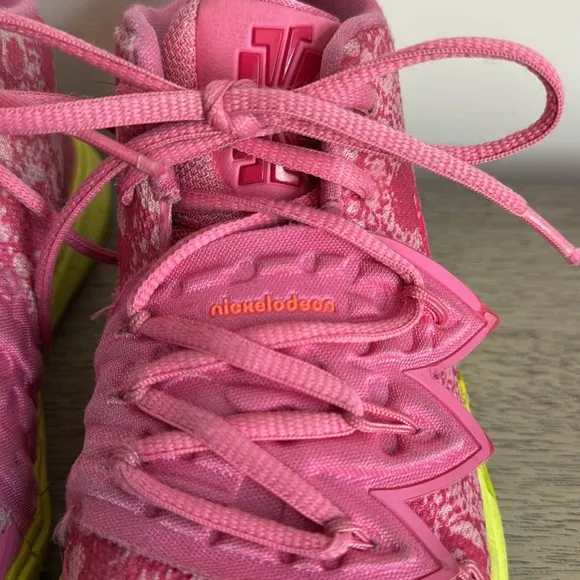 SpongeBob SquarePants x Kyrie 5 PS 'Patrick' Sneakers Size 3.5 Youth