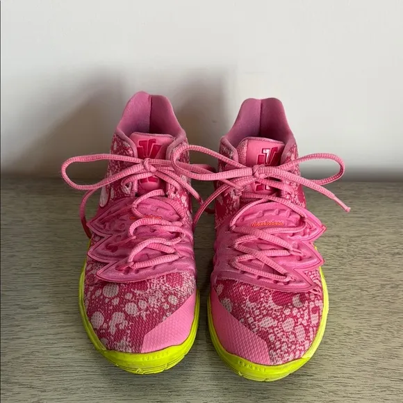 SpongeBob SquarePants x Kyrie 5 PS 'Patrick' Sneakers Size 3.5 Youth