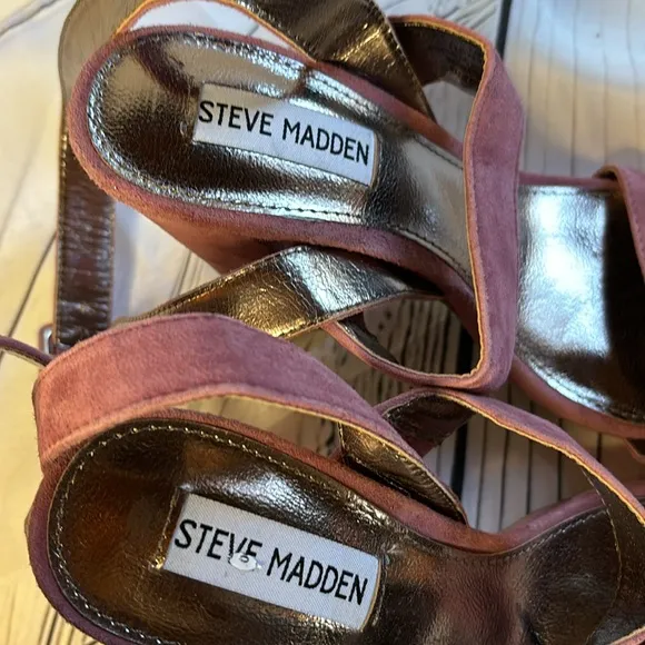 Steve Madden Mauve “CANAAN” Strappy Block Heel Suede Sandals Size 7.5