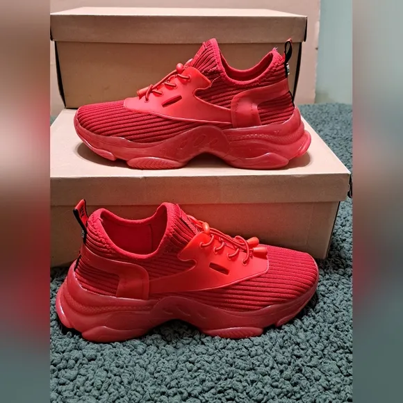 Steve Madden Men Mylo Red Athletic Sneakers Sz. 7 Women's Sz. 9 EUC