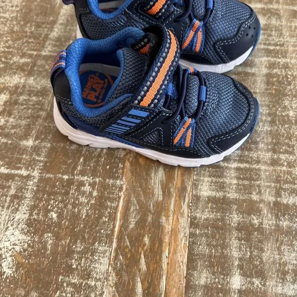 Stride‎ Rite Made2play® Boys Journey Sneaker 5.5XW