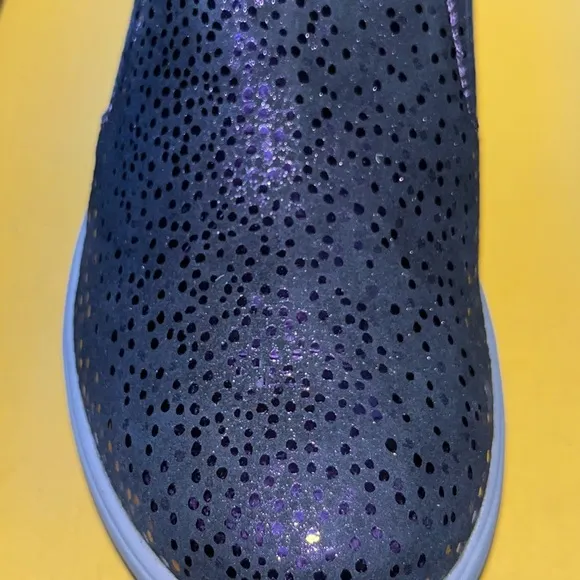 STRIVE Florida II Sneakers Black &amp; Purple Sparkle Women’s Size 7