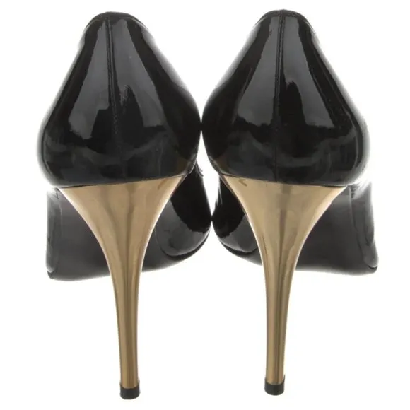 Stuart Weitzman Black Patent Leather Pointed Toe Gold -Tone Stiletto Heels 8.5 M