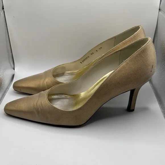 Stuart Weitzman Gold Pointed Square Toe Heels Satin Shiny Pumps 7.5