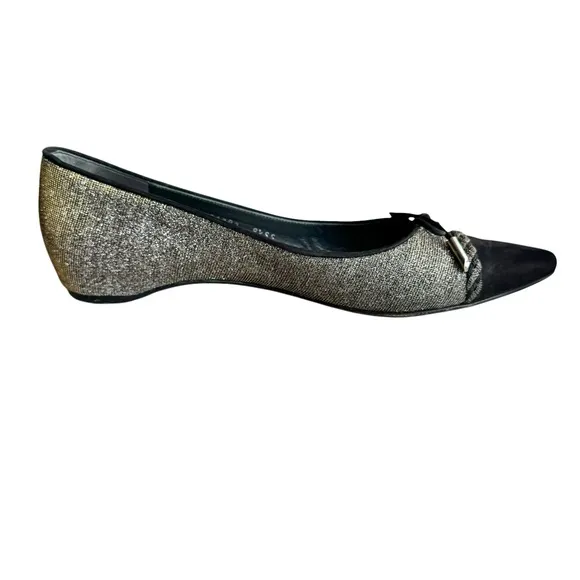 Stuart Weitzman Metallic Silver Ballet Flats Black Cap Toe Bow Detail Shoes