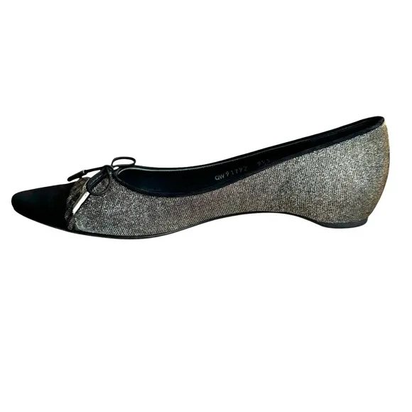 Stuart Weitzman Metallic Silver Ballet Flats Black Cap Toe Bow Detail Shoes