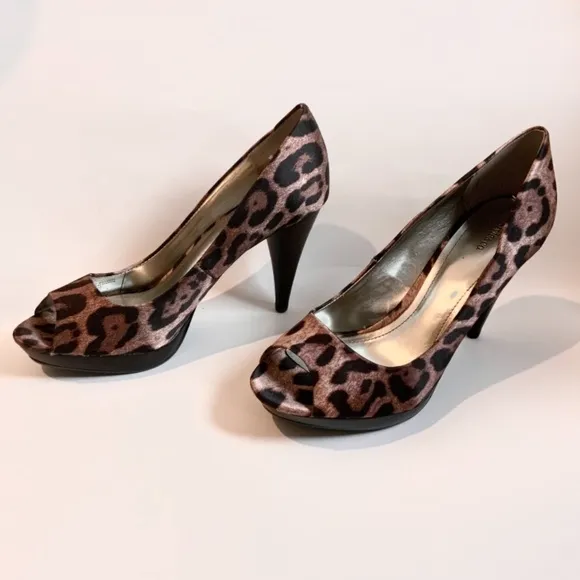 Style &amp; Co Celine peep toe leopard shoes heel pump