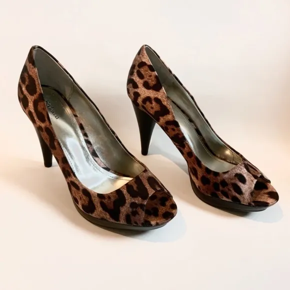 Style &amp; Co Celine peep toe leopard shoes heel pump