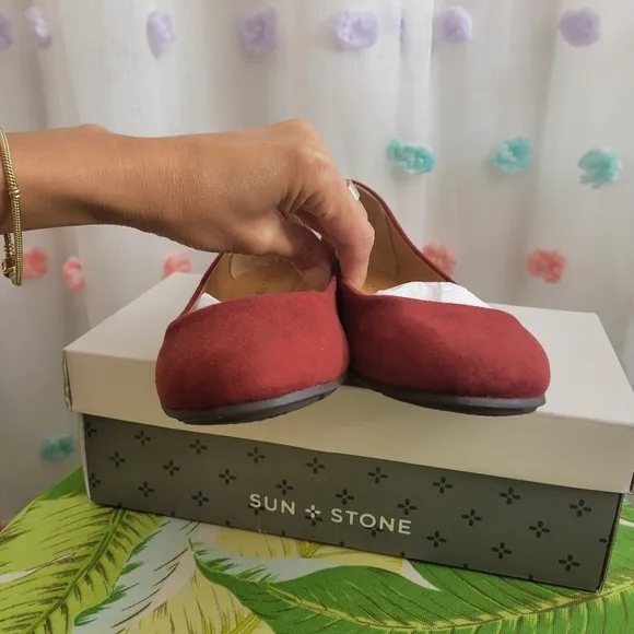 Sun   Stone Eliana Flat Shoes (New In Box)