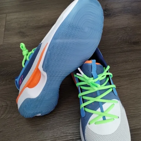 Sz 11 Mens Under Armour Curry 7 Super Soaker Sneakers 3021258-404 Basketball
