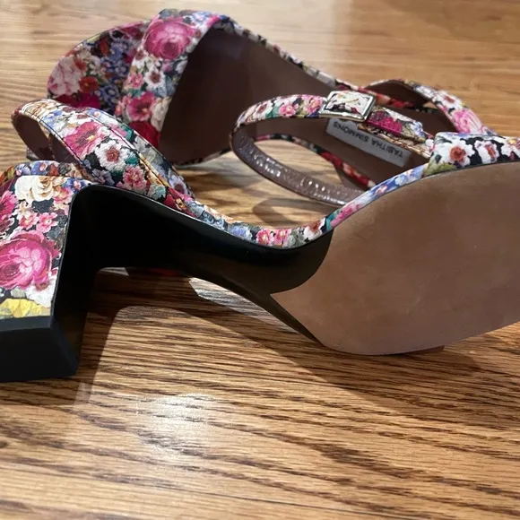 Tabitha Simmons 10 Floral Heel NWOT