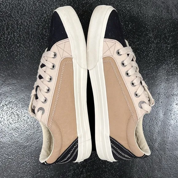 Taos Footwear Plim Soul Canvas Sneaker Size 8.5W