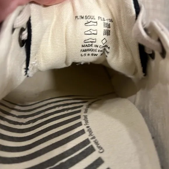 Taos Footwear Plim Soul Canvas Sneaker Size 8.5W