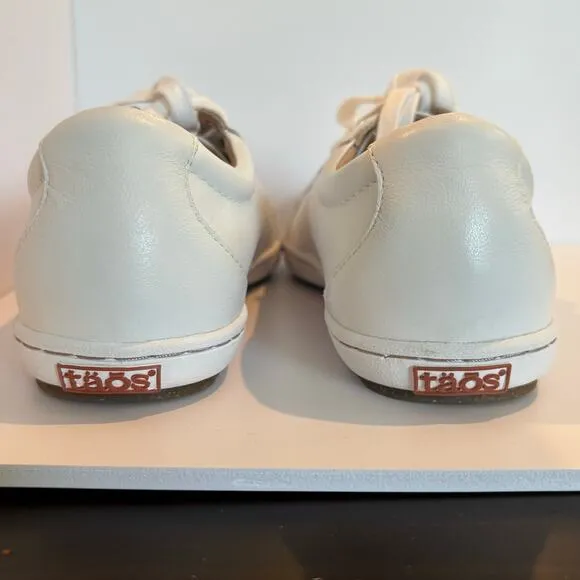 Taos Footwear Plim Soul Lux White Leather Sneakers Womens Size 8
