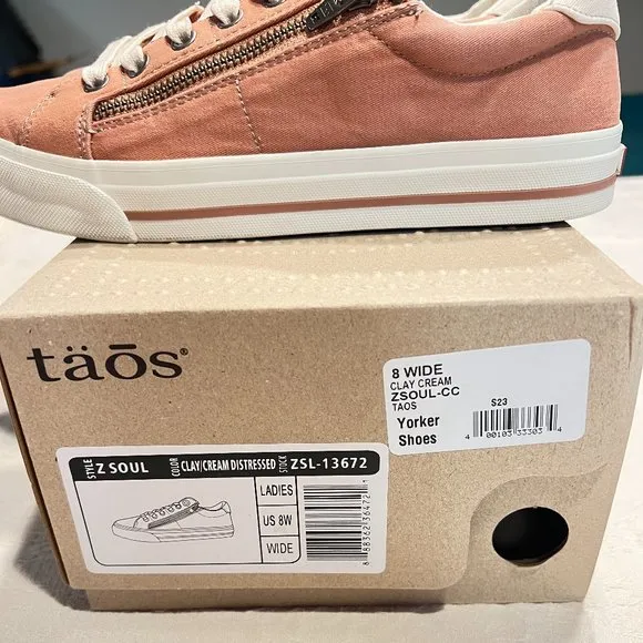Taos Footwear Z Soul Sneakers 8W Clay/Cream Distressed