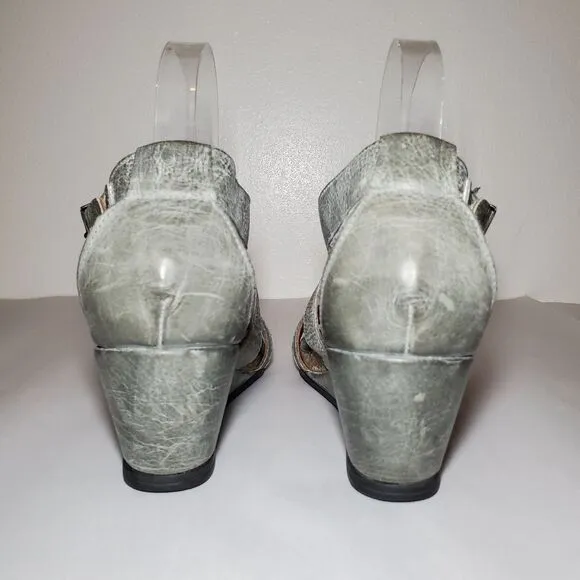 Taos Grey Wedge Sandals Size 38 (7 - 7.5)