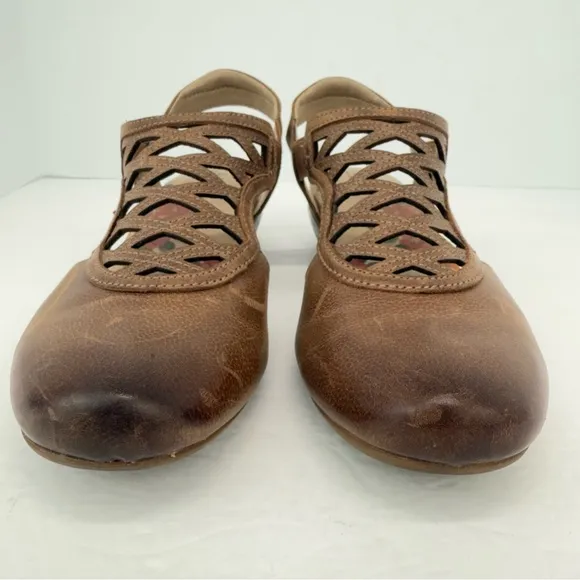 Taos size 7 Women’s Faith Brown Leather Slingback Comfort Shoes