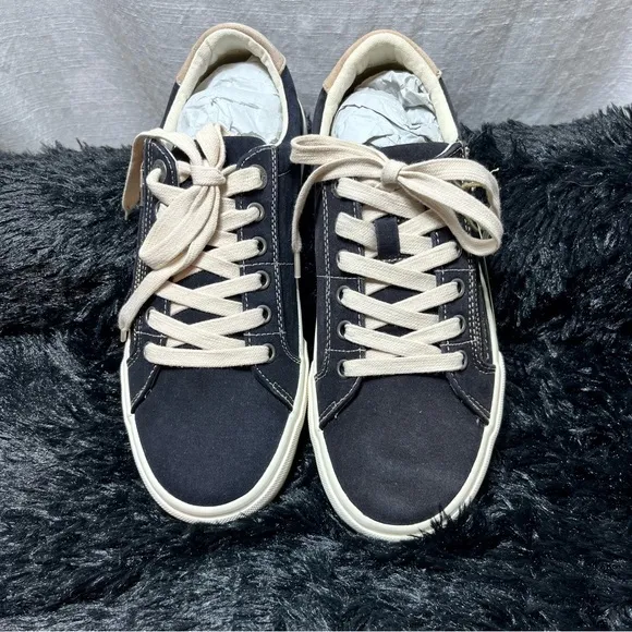 TAOS Z Soul Style Black and Tan Sneakers Ladies 8.5 NEW W BOX DISTRESSED