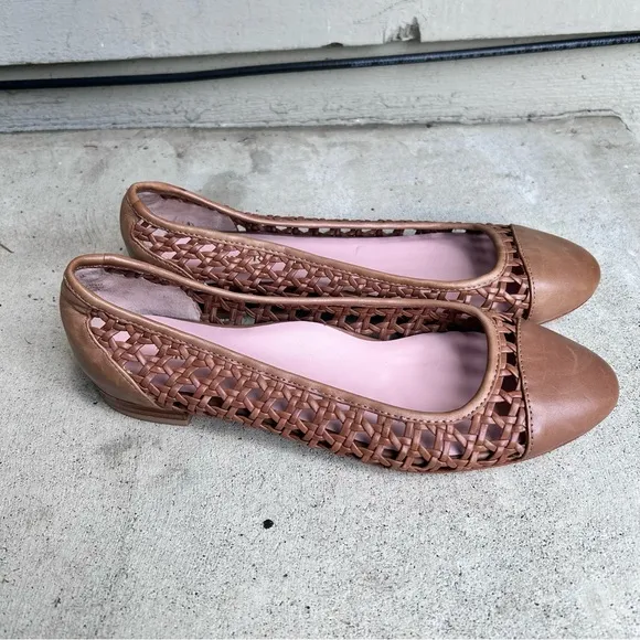 Taryn Rose Beatriz Ballet Flats Woven Cap Toe Tan  Women's Size 8.5