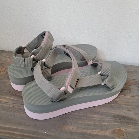 Teva Women Flatform Universal Sz 11 Grey Pink Strappy Sandals Hook and Loop NEW
