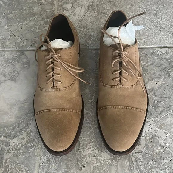 The Men's Store at Bloomingdale's Lace Up Cap Toe Dress Shoes Size 9 NEW $195