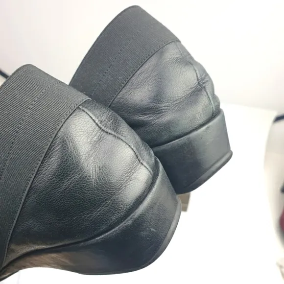 Thierry Rabotin Black soft leather size 42 elastic trim comfort office w…