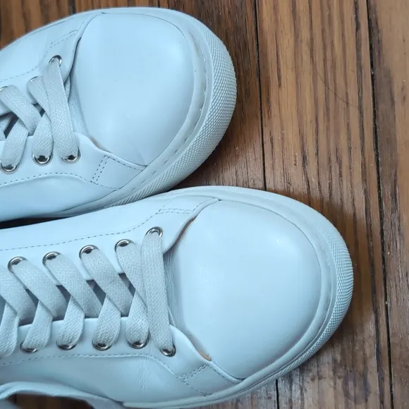 Thursday white leather sneakers