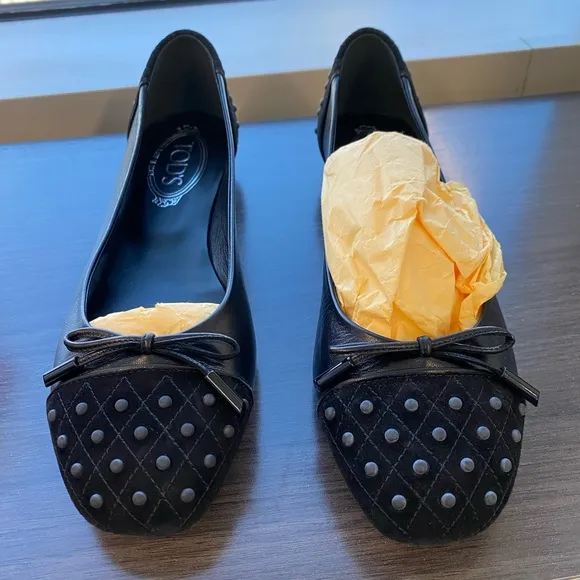 Tod’s Women’s Ballerina shoes - never worn