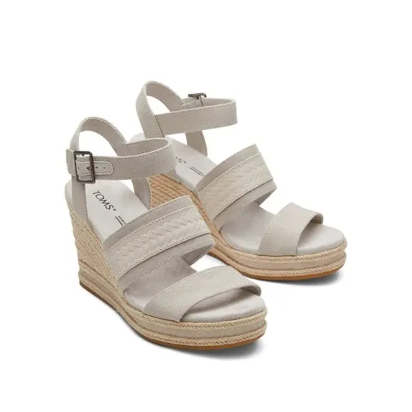 Toms Womens Gray Triple Band Peep Toe Ankle Straps Wedge Sandals Sz 10 NIB