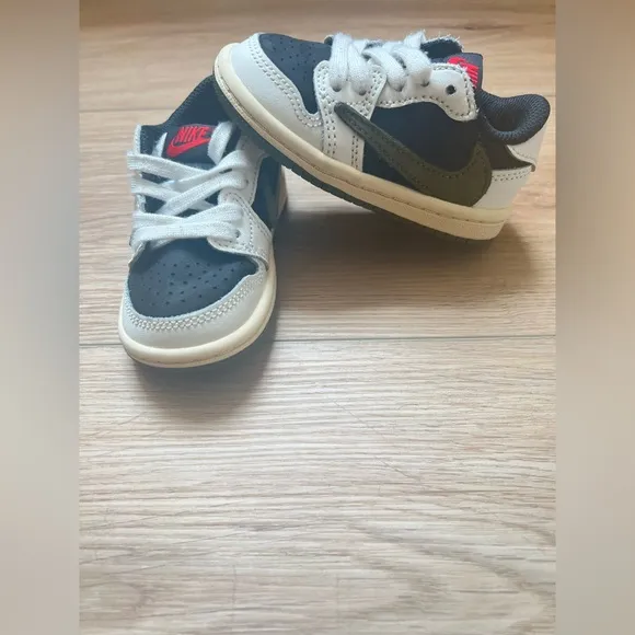 Travis Scott x Air Jordan 1 RetroLow OG SP TD 'Olive' Toddler Size 5C
