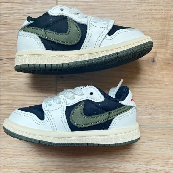 Travis Scott x Air Jordan 1 RetroLow OG SP TD 'Olive' Toddler Size 5C