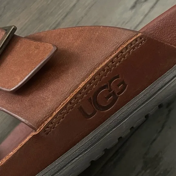 UGG Brown Leather Wainscott Buckle Slides Sandals with Metal Buckles