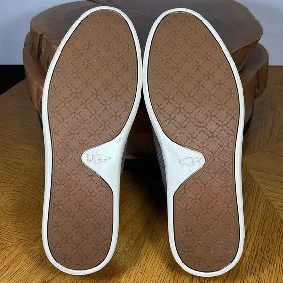 UGG SAMMY SLIP ON SNEAKERS