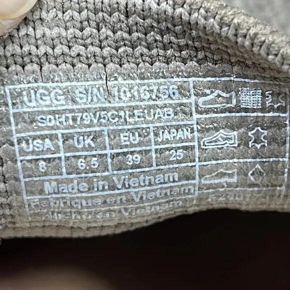 UGG SAMMY SLIP ON SNEAKERS