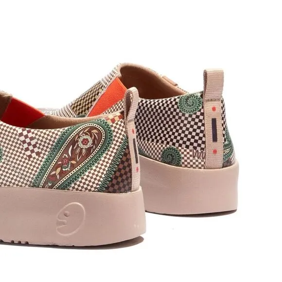UIN Women's Walking Shoes Microfiber Comfort Sneaker (Paisley Check 2)