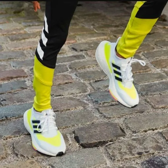 ULTRABOOST 21 NEON SHOES -Size 5.5 US Kids - Size 6 US womens
