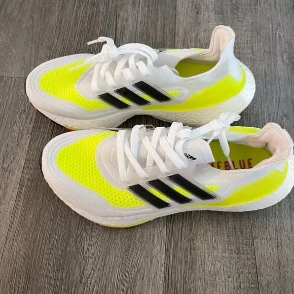 ULTRABOOST 21 NEON SHOES -Size 5.5 US Kids - Size 6 US womens