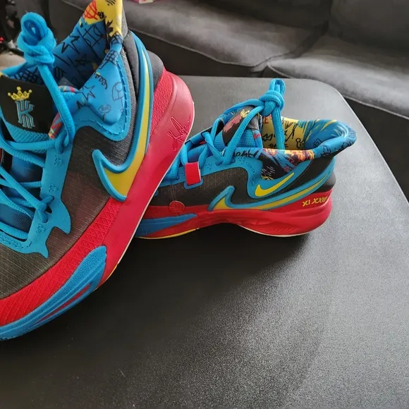 Unreleased Kyrie Nikes