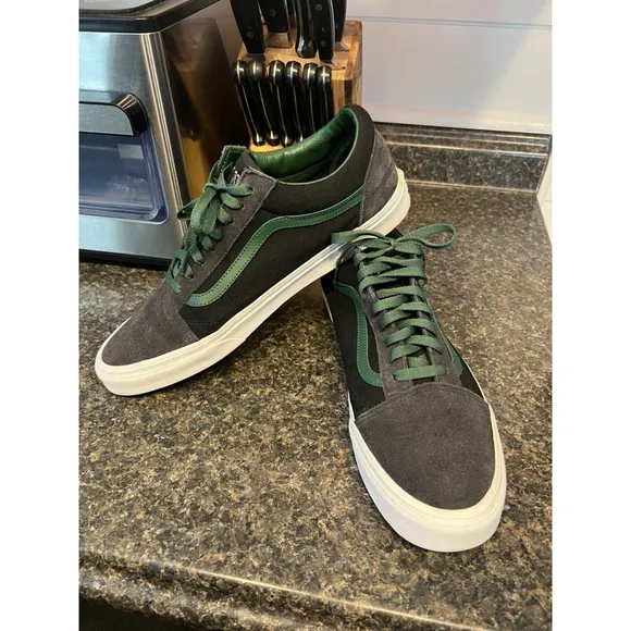 VANS Club Old Skool Shoes Green Gray &amp; Black