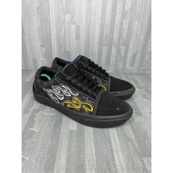 Vans Comfycush Old Skool Sneakers Size 6 Black Flames