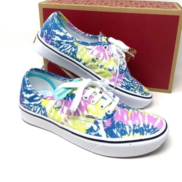 VANS Women's Size ComfyCush Authentic Tie-Dye Orchid Low Sneakers VN0A3WM749L