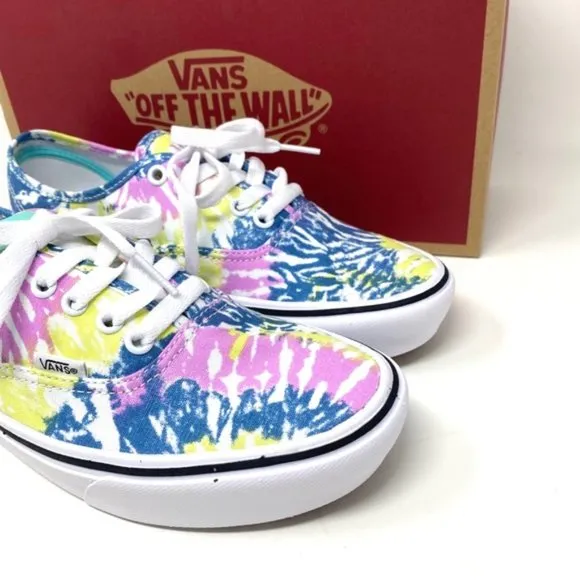 VANS Women's Size ComfyCush Authentic Tie-Dye Orchid Low Sneakers VN0A3WM749L