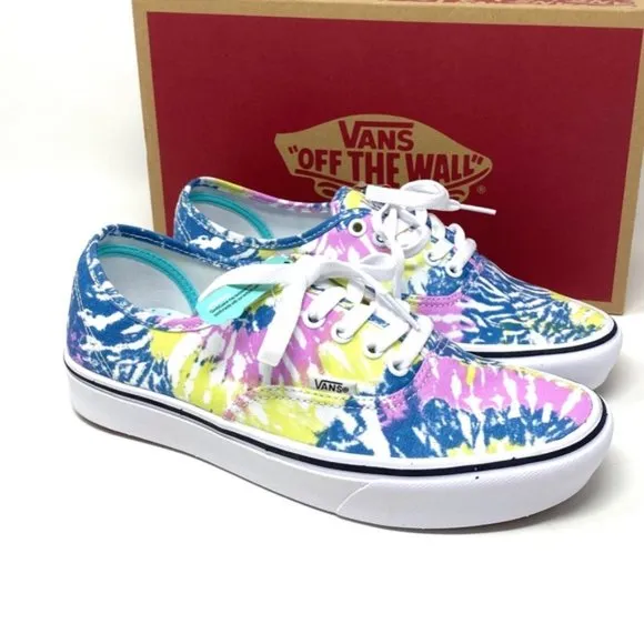 VANS Women's Size ComfyCush Authentic Tie-Dye Orchid Low Sneakers VN0A3WM749L