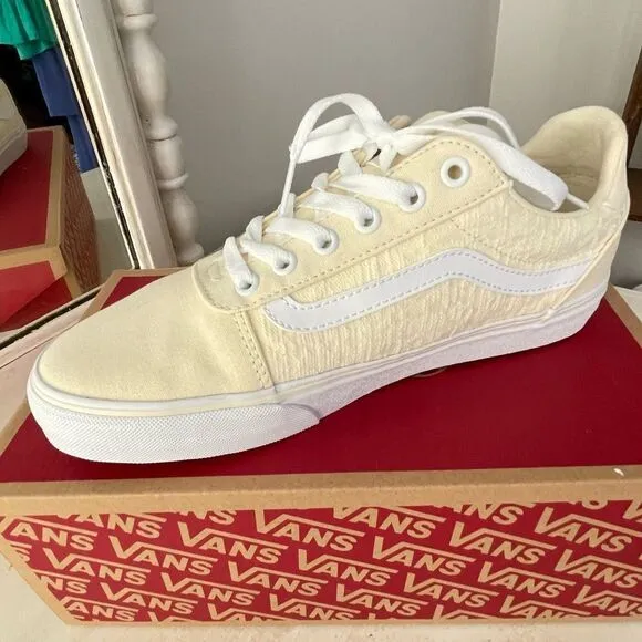Vans women’s Ward Lo sneakers NIB size 9.5