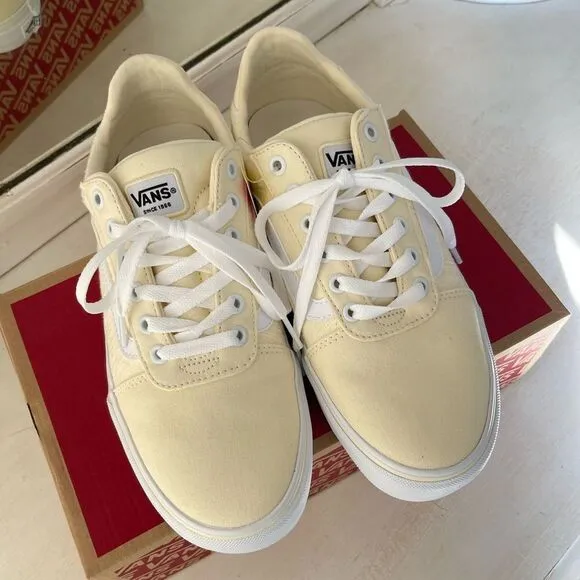 Vans women’s Ward Lo sneakers NIB size 9.5