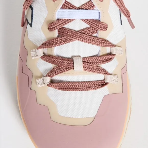 VEJA FITZ ROY TREK-SHELL Gravel Sneakers
