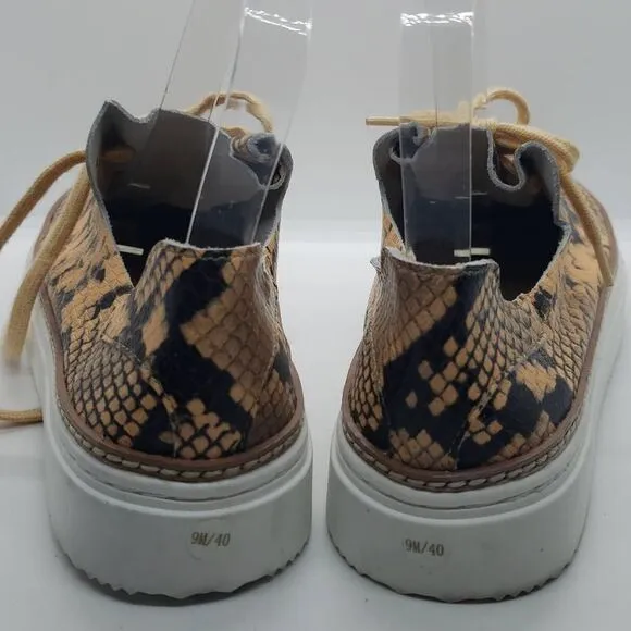 Vince Camuto Women Shoes Lace Up Sneaker Raiza Animal Brown Print Size 9